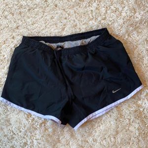 Black Nike running shorts size small